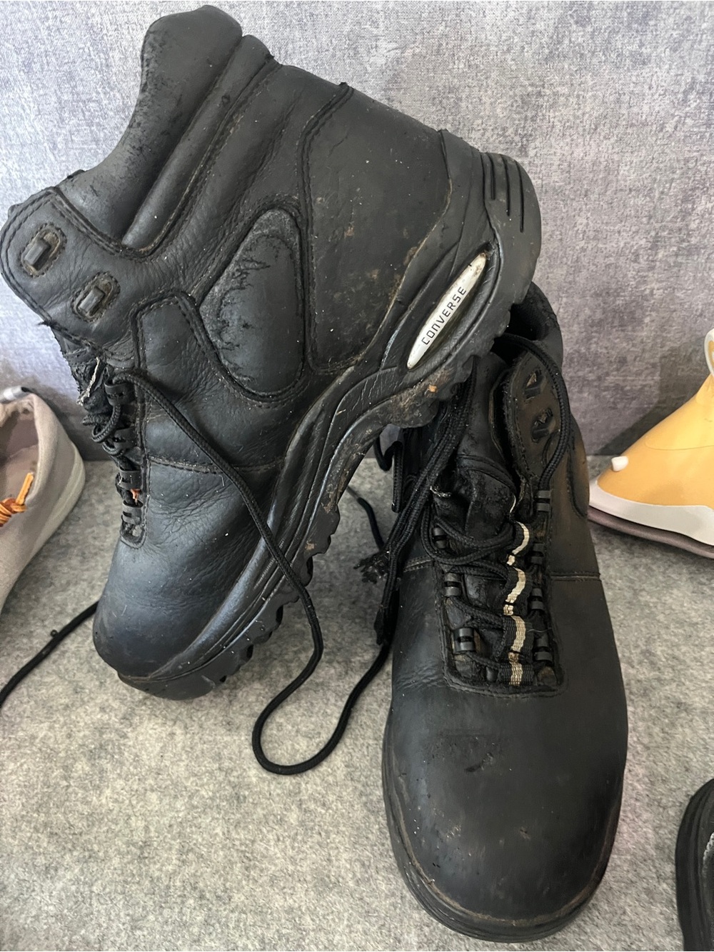 Converse Men’s Black Leather Steel Toed  Work Boots